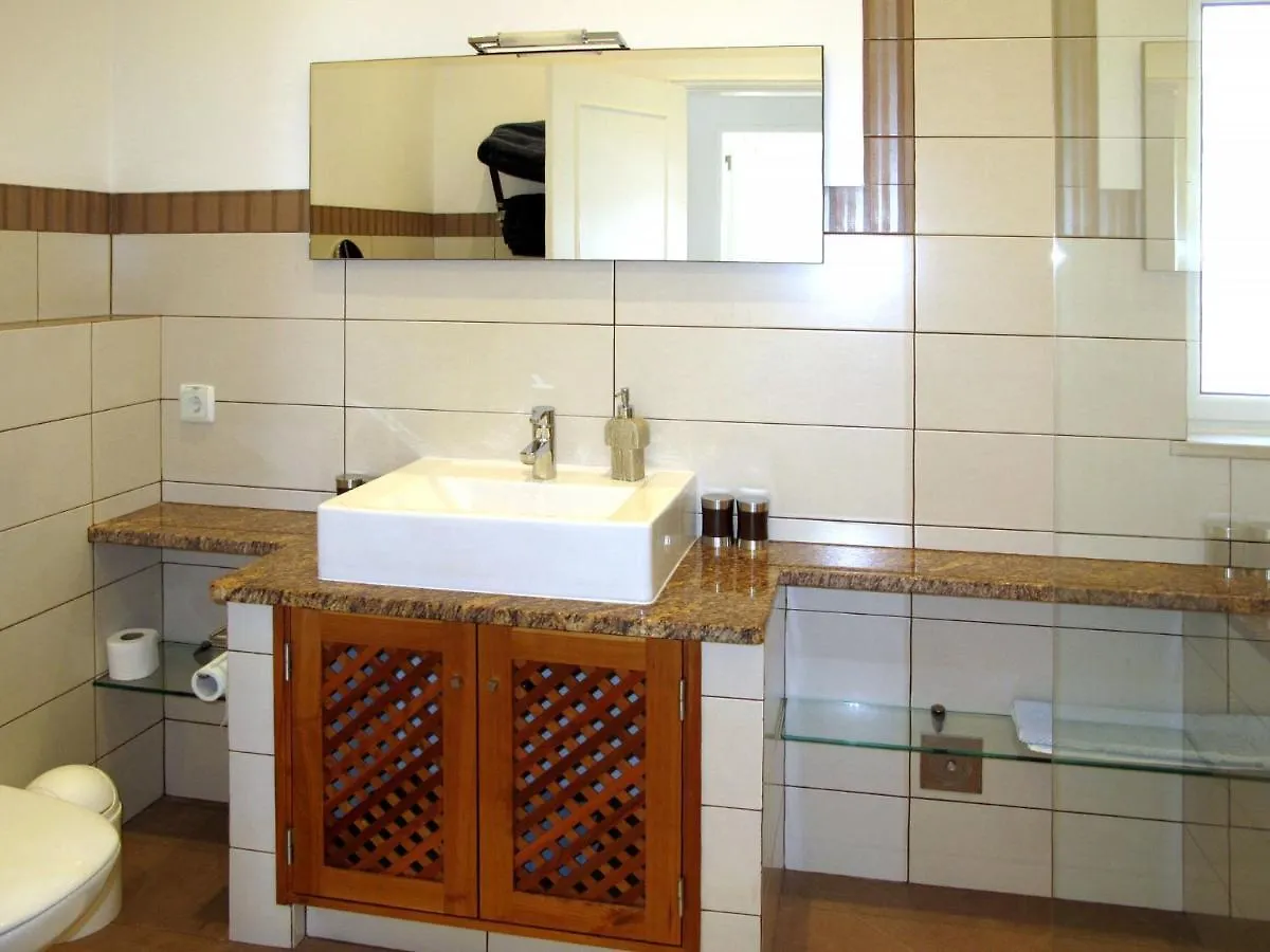 Holiday Home Desiree - Eoi120 Estoi
