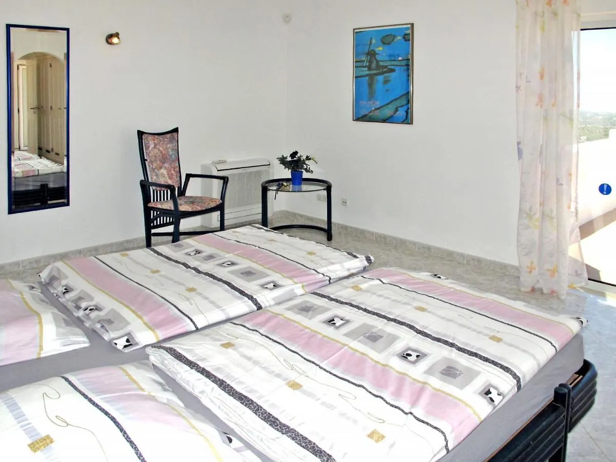 Holiday Home Desiree - Eoi120 Estoi Portugal