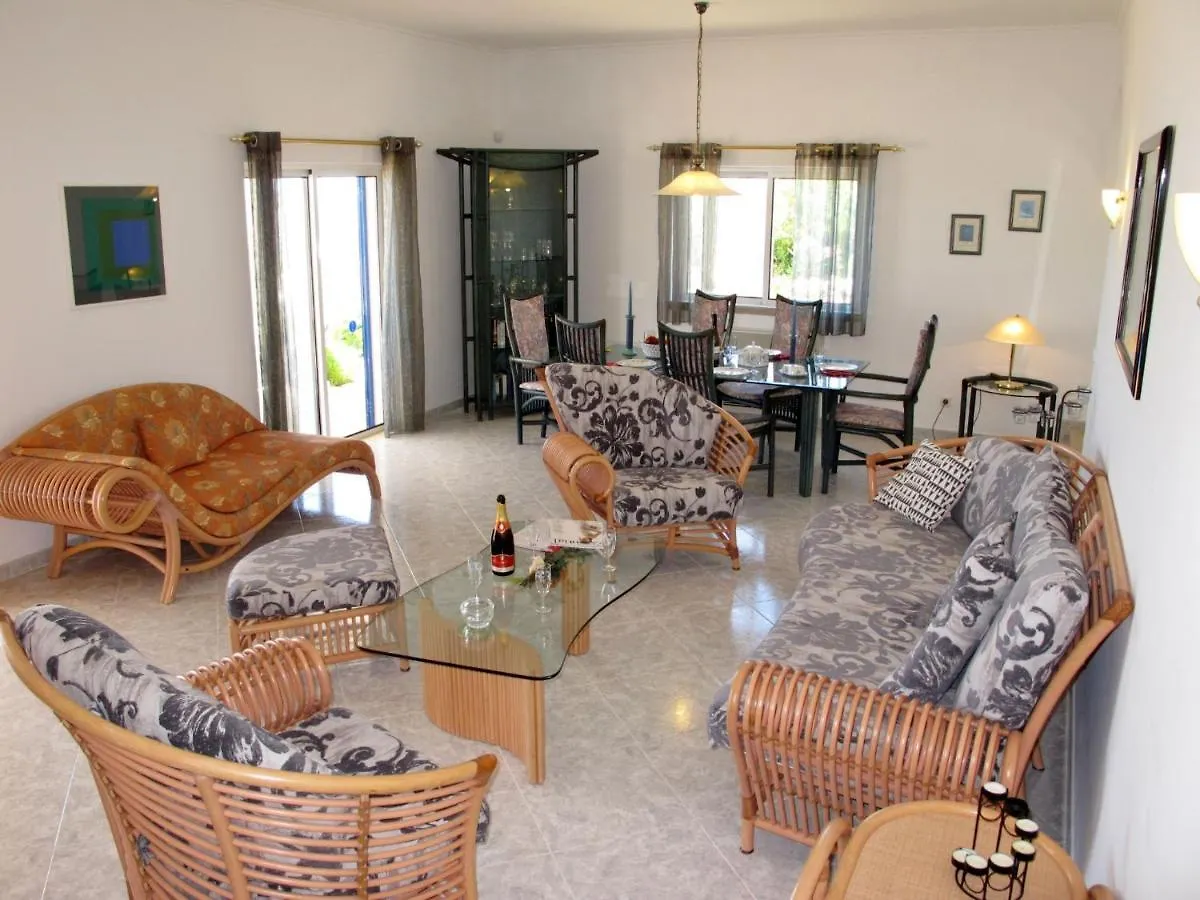 Holiday Home Desiree - Eoi120 Estoi Portugal